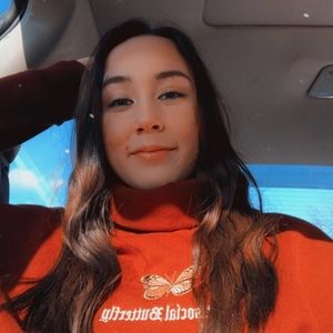 Meet your Posher, Abigail